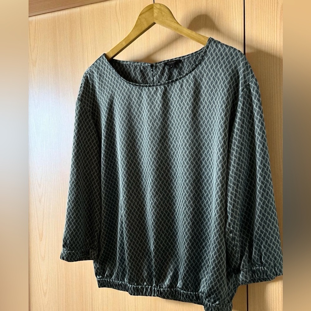 Ann Taylor Teal Geometric Blouse
